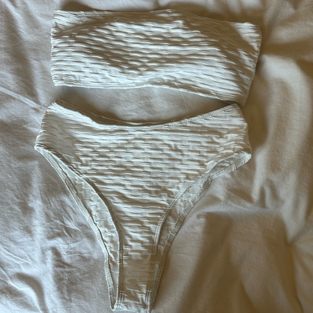 White Bikini - image 1